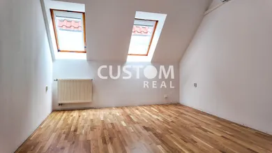 Na prenájom komerčné, 93 m², Žilina, Mariánske námestie