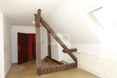 Na predaj 5-izbový dom, 250 m², Bratislava-Nové Mesto, Jaskový rad