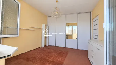 Na predaj 3-izbový byt, 69 m², Zvolen, Pražská