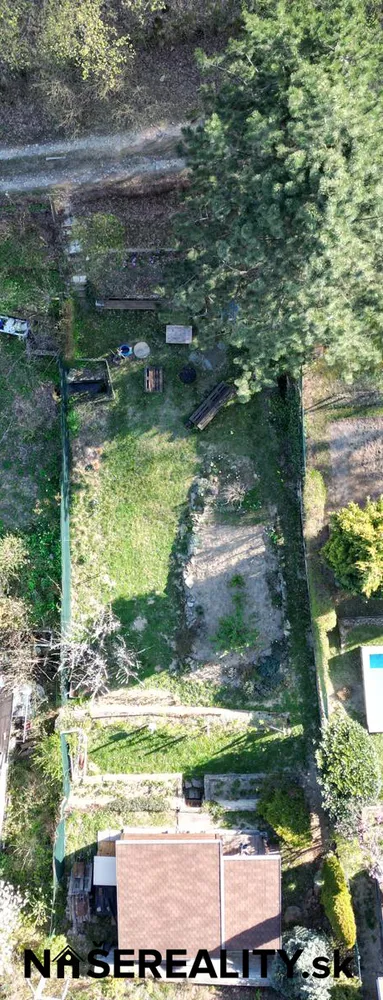 Na predaj pozemok, 406 m², Modra