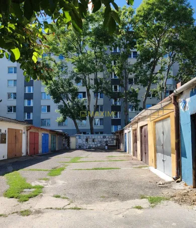 Na predaj objekt, 23 m², Bratislava-Ružinov, Čmelíkova