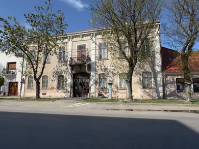 Obiekty na sprzedaż, Komárno · €550 000