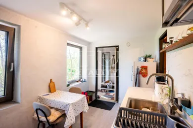 Na prenájom dom, 450 m², Banka