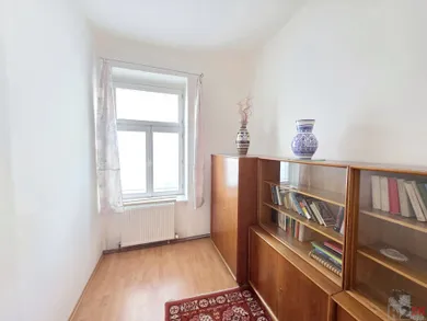 Na predaj 2-izbový byt, 59 m², Bratislava-Staré Mesto, Biela