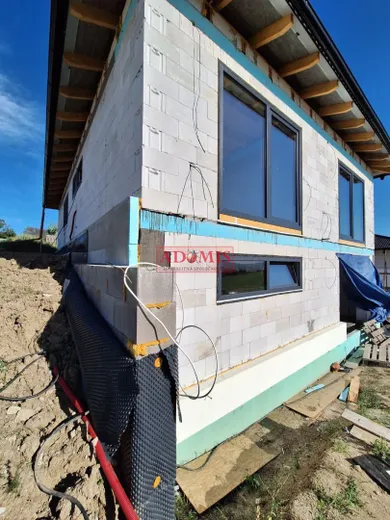 Na predaj 6-izbový dom, 123 m², Ploské