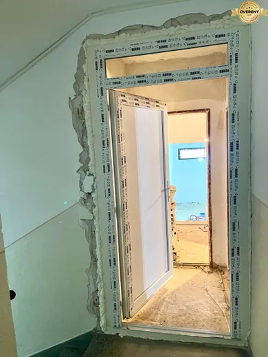 Na predaj komerčné, 154 m², Bratislava-Nové Mesto, Magurská