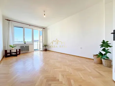 Mieszkania na sprzedaż, 3-pokojowe, Košice-Staré Mesto · €249 000