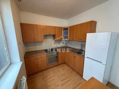 Kiadó lakások, 1-szobás, Žilina · €480