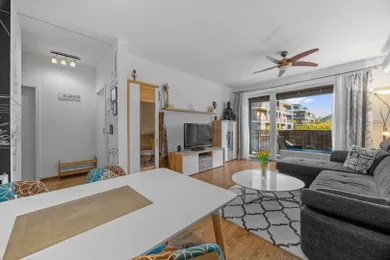 Na predaj 2-izbový byt, 53 m², Bratislava-Petržalka, Žltá