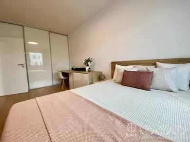 Na prenájom 2-izbový byt, 58 m², Bratislava-Ružinov