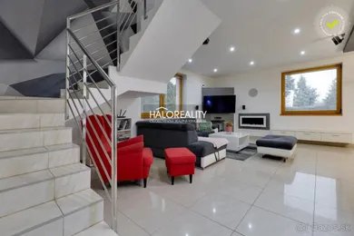 Domy na sprzedaż, Trnava · €444 900