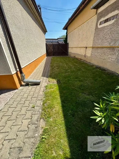 Na predaj 4-izbový dom, 268 m², Palárikovo, Nám. padlých hrdinov