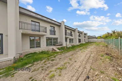 Na predaj 5-izbový dom, 135 m², Nové Zámky, Slovenská
