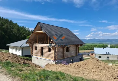 Na predaj dom, Necpaly