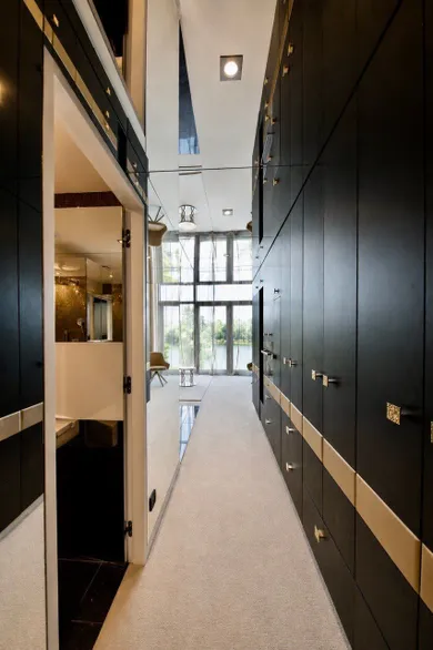 Na predaj 2-izbový byt, 64 m², Bratislava-Ružinov, Pribinova