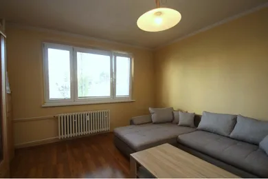 Na prenájom 2-izbový byt, 49 m², Brezno