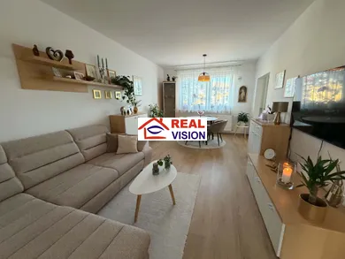 Na predaj 3-izbový byt, 70 m², Poprad, Novomeského