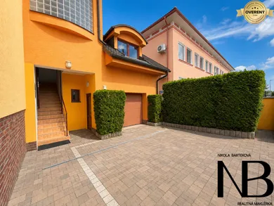 Na predaj 9-izbový dom, 470 m², Trenčín, Jilemnického