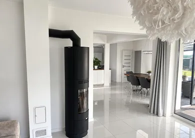 Na predaj 4-izbový dom, 580 m², Nová Dedinka, -