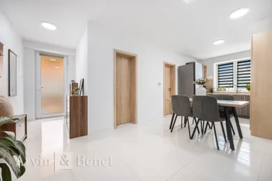Eladó házak, Šamorín · €229 900
