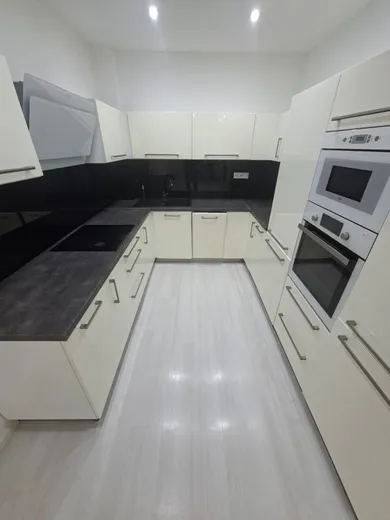 Na predaj 2-izbový byt, 60 m², Piešťany, Pod Párovcami