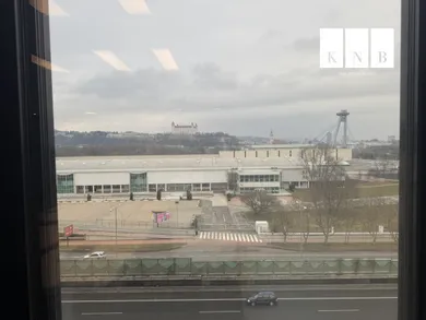Na prenájom komerčné, 200 m², Bratislava-Petržalka, Einsteinova