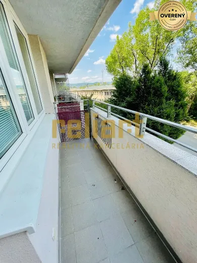 Na prenájom 1-izbový byt, 45 m², Bratislava-Nové Mesto, Tomášikova
