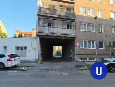 Na predaj objekt, 15 m², Bratislava-Ružinov, Koceľova