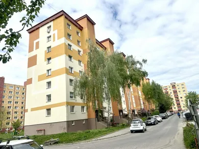 Byty na predaj 3-izbový, Rimavská Sobota · €109 000