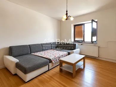 Na predaj dom, Chľaba