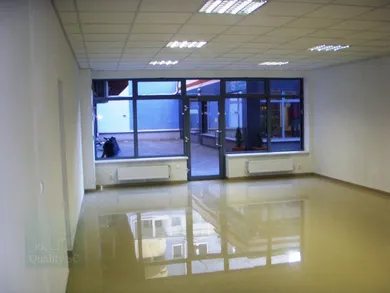 Komerčné priestory na prenájom, Senec · €750