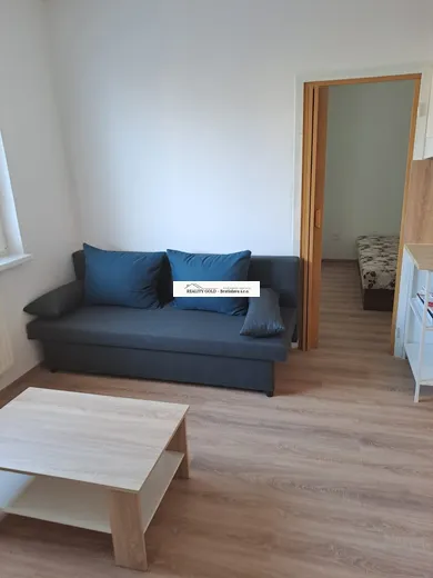 Na prenájom byt v Bratislava-Vrakuňa · €550 · Dokončené