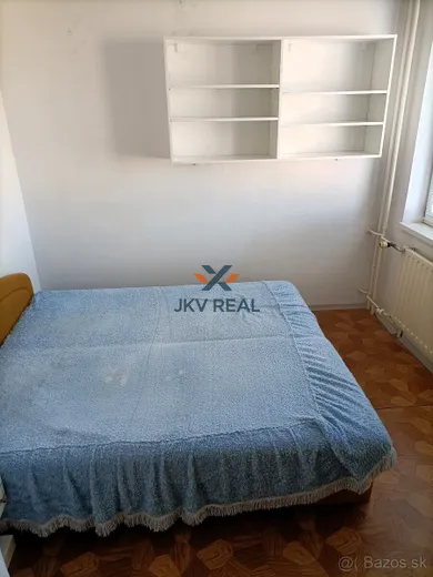 Na predaj 3-izbový byt, 69 m², Humenné