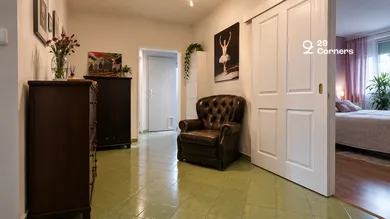 Na predaj 4-izbový byt, 92 m², Levice, Severná ul.