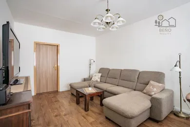 Na predaj 3-izbový byt, 75 m², Liptovský Mikuláš, Vansovej