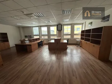 Na prenájom komerčné, 96 m², Žilina, Kysucká