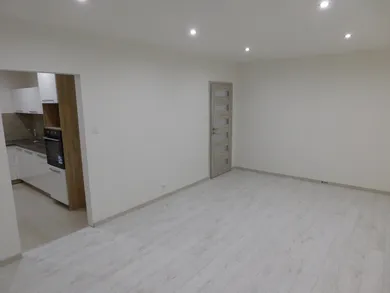 Na predaj 3-izbový byt, 84 m², Komárno, Rákócziho ul.