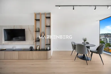 Na predaj 3-izbový byt, 112 m², Bratislava-Staré Mesto, Dunajská