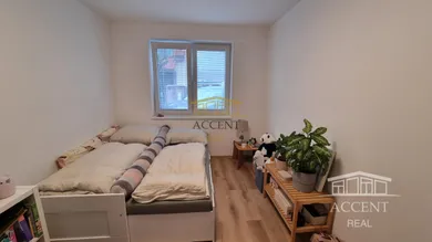 Na prenájom 3-izbový byt, 60 m², Bratislava-Ružinov, Lidická