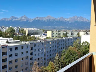 Na prenájom 3-izbový byt, 65 m², Poprad, Tomášikova