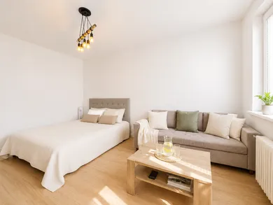 Na prenájom 1-izbový byt, 40 m², Prievidza, V. Benedikta