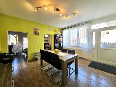 Na predaj 3-izbový dom, 110 m², Bezenye