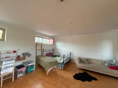 Na predaj dom, 250 m², Bratislava-Ružinov, Studená