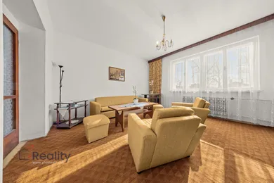 Na predaj 6-izbový dom, 230 m², Gabčíkovo, Hlavná