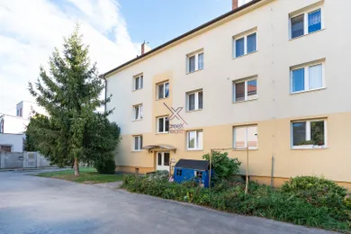 Eladó lakások, 3-szobás, Trnava · €185 000