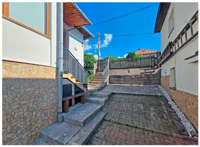 Na predaj dom, 70 m², Banská Bystrica, Podlavická cesta