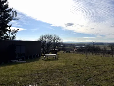 Na predaj pozemok, Levice, Bátovská cesta