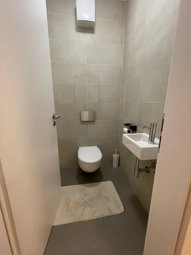 Na prenájom 2-izbový byt, 50 m², Bratislava-Lamač, Jána Langoša 4