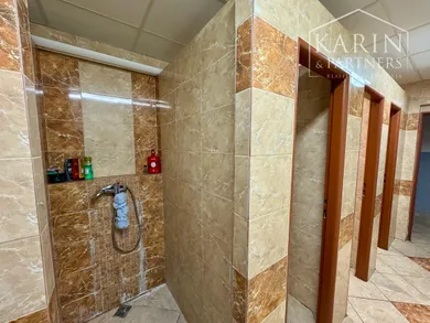Na prenájom komerčné, 80 m², Holíč, Staničná