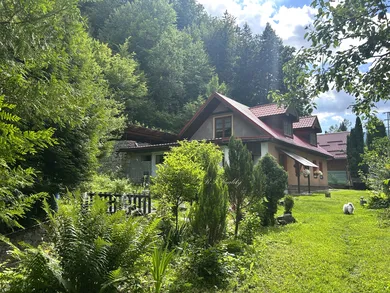 Domy na sprzedaż, Banská Bystrica · €369 000